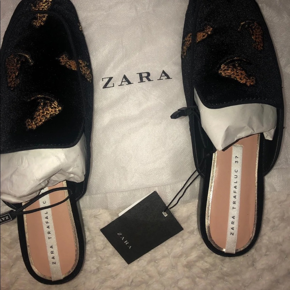 Zara Black Suede Loafers